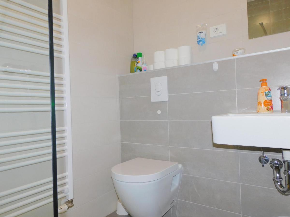 Room & 4 Studios - Modern Comfy Central - Free Netflix Zagreb Exterior foto