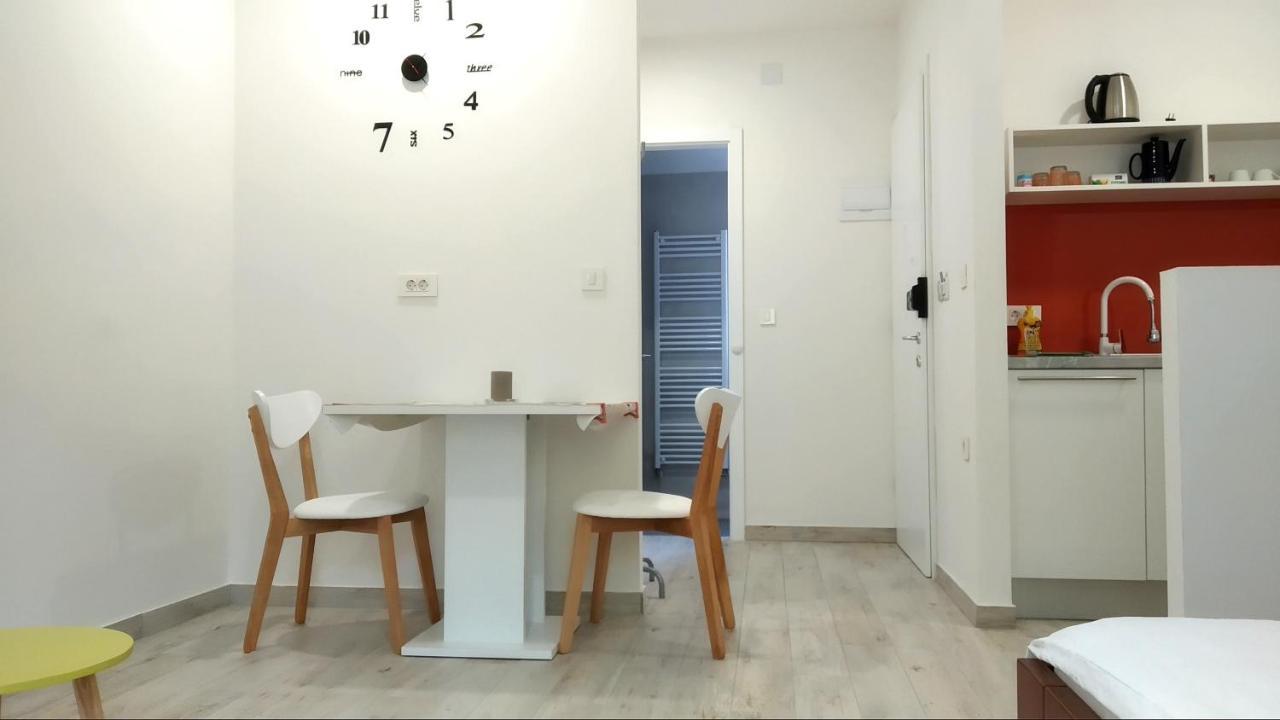 Room & 4 Studios - Modern Comfy Central - Free Netflix Zagreb Exterior foto