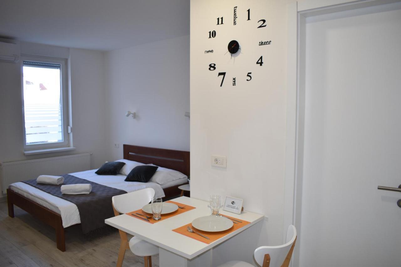 Room & 4 Studios - Modern Comfy Central - Free Netflix Zagreb Exterior foto