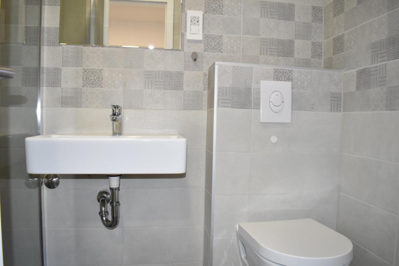 Room & 4 Studios - Modern Comfy Central - Free Netflix Zagreb Exterior foto