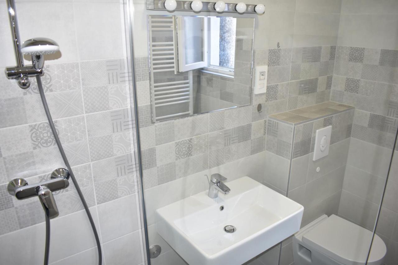 Room & 4 Studios - Modern Comfy Central - Free Netflix Zagreb Exterior foto