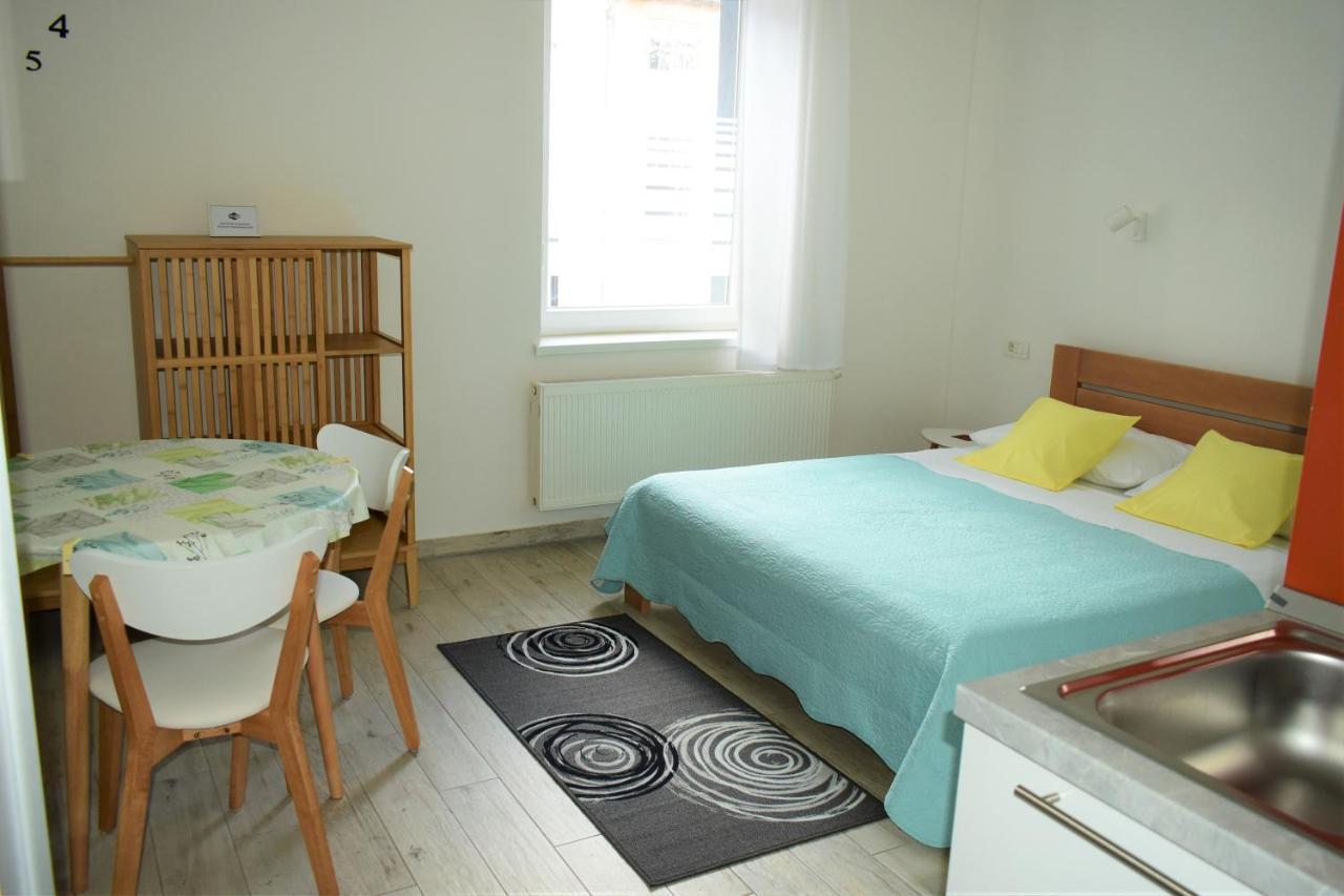 Room & 4 Studios - Modern Comfy Central - Free Netflix Zagreb Exterior foto